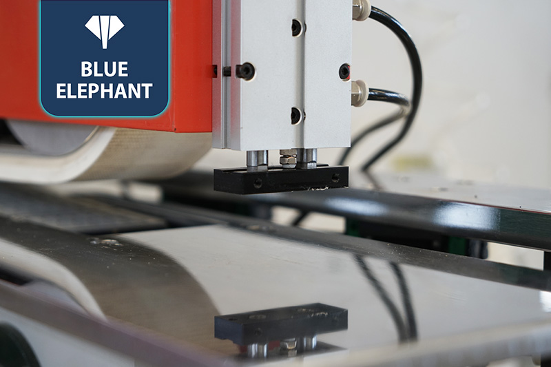 軟成型全自動封邊機(jī)